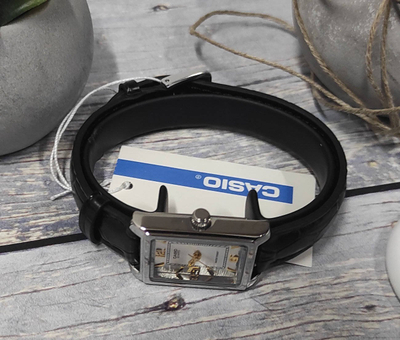 Orë dore Casio LTP-1234PL-7A2EF, për goca, argjendi