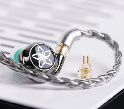 Adapter kufjesh FiiO LC-78A, MMCX femër në 0.78mm 2-pin mashkull, transparent