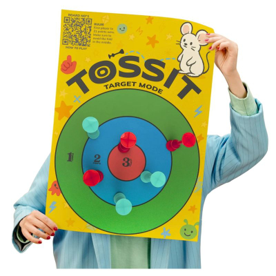 Loja me shenjë Tossit Target & Tic Tac Toe, me darts vakum