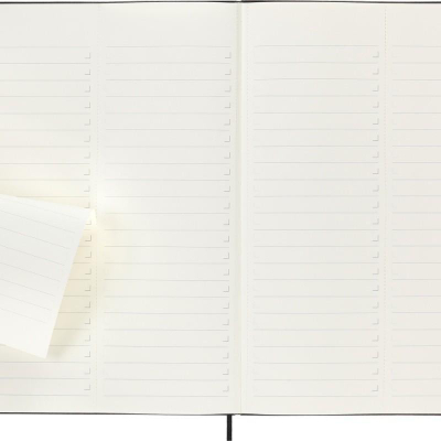 Fletore zyre Moleskine Pro A4, kapak i fortë, me faqe të ndara mirë, e zezë