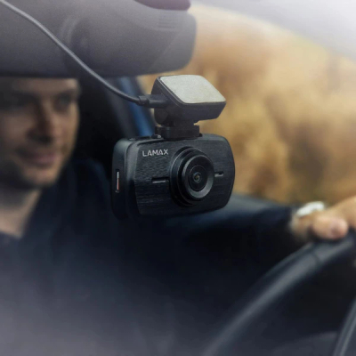 Kamera për makinë LAMAX C11 GPS 4K, me detektor radarësh, e zezë