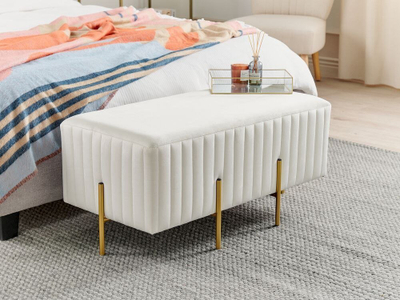 Stol kadife DAYTON Velvet Cream, tapicim kadife, këmbë metalikë ngjyrë ari, krem