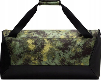 Çantë sporti Nike Brasilia Duff 95 Camo AOP, 60L, me shirit krahu, me kamuflazh jeshil me të zezë