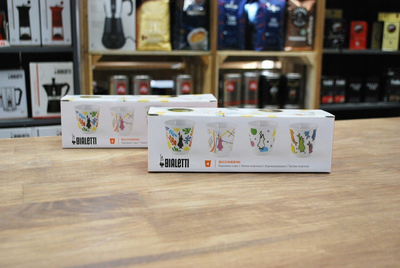 Set filxhanësh espresso Bialetti Arte, 4 copë, porcelan, të bardhë me dizajn Pop Art
