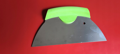 Shpatull niveliuese Wolff ErgoStar, 28 cm, me dorezë të rehatsme ergonomike, jeshile