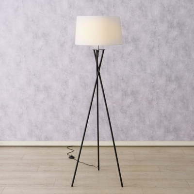 Llambë dyshemeje Boltze NOVO, tripod metalik, 158 cm, e bardhë e zezë