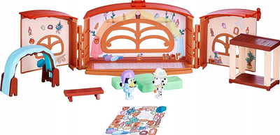 Set loje Bluey School Friends Calypso's School, figura 7.5cm, për kalamaj 3+