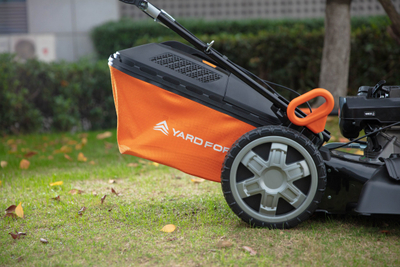 Makineri benzine për kosit barin Yard Force YF-GMA51, 170cm³ 4.5HP, gjerësi kositje 51cm, portokalli me të zezë