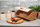 Set enësh për bukë Konighoffer Cosmic Cream, 4 copë, çelik karboni dhe bambu, ngjyrë krem