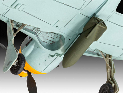 Set model aeroplani Revell Focke Wulf Fw190 F-8, plastik, për montim