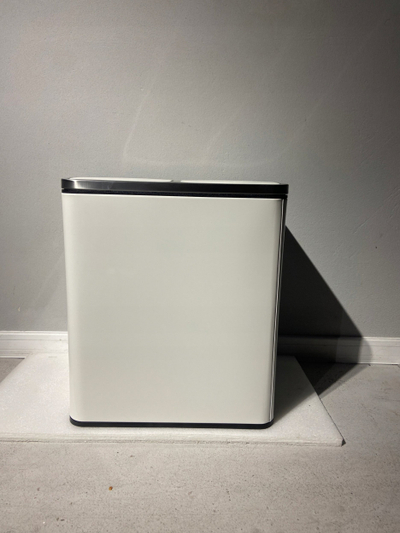 Kosh riciklimi SONGMICS LTB30H, 2 x 15L, me pedale, i bardhë