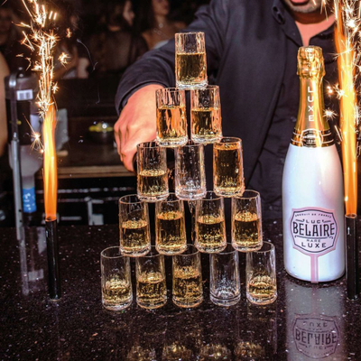 Gotë shot Koziol Snapseglas Club No. 7 Superglas, 4.5 cl, me vijë matëse 2 cl edhe 4 cl, transparente, 60 copë