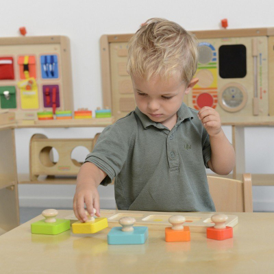 Loja druri Masterkidz Sizes and Colors, puzzle edukativ, zhvillim motorik, shumëngjyrëshe
