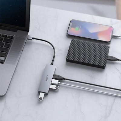 Hub USB Aukey CB-H3, 4 porta, 5 Gbps, ngjyrë argjendtë