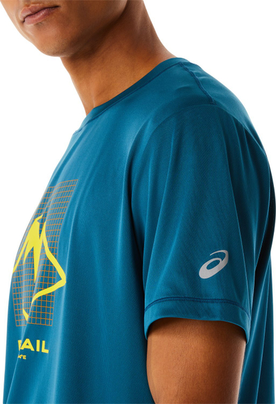 Bluzë sportive ASICS FUJITRAIL LOGO SS TOP për burra, thahet shpejt, blu e errët