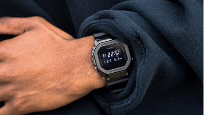 Orë digjitale për meshkuj Casio G-Shock, e zezë