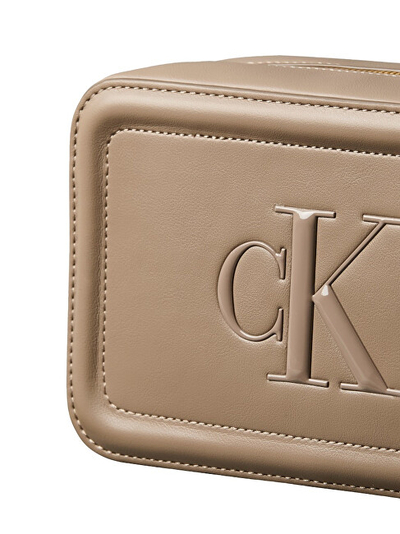 Çantë për femra Calvin Klein, e kaftë