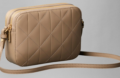 Çantë Calvin Klein Handbag Quilted Camera Bag LV04F3328G, e vogël, beige