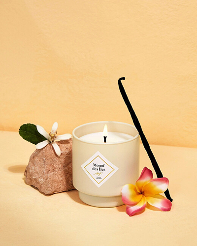 Qiri aromatik My Jolie Candle Les Surprenantes Island Monoi, 36h, me byzylyk të artë