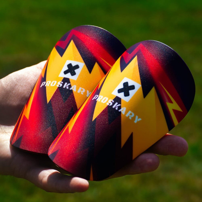 Mbrojtëse futbolli Proskary Venom, 12x8 cm, shumë të lehta, shumëngjyrëshe
