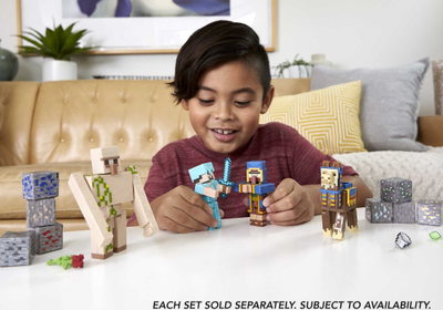 Set figurina Minecraft Craft-a-Block, 4 pako me nga 2 figurina, rreth 8 cm, me ngjyra
