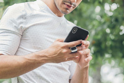 Mbrojtëse e pasme Moshi Capto, për iPhone Xs Max, e zezë