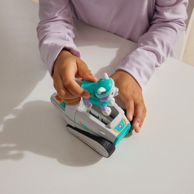 Set lodër Paw Patrol Everest Snow Plow, makinë borëpastruese me figurinë