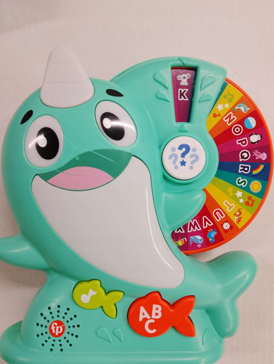 Lodër interaktive Fisher-Price BlinkiLinkis Narwhal, për lojë edhe mësim, me muzikë dhe drita, ngjyrë mente