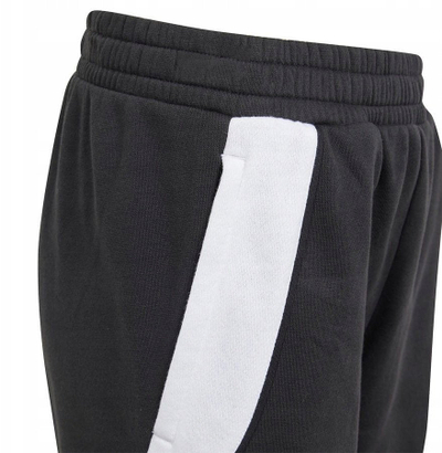 Pantallona sportive fëmijësh adidas Tiro 24 Jr IJ7659, pambuk poliester, me xhepa me zinxhir, të zeza