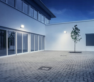 Prozhektor LED Steinel XLED PRO ONE S, me sensor lëvizjeje, dritë e ngrohtë, gri