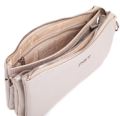 Çantë lëkure SEGALI Crossbody, e argjendtë