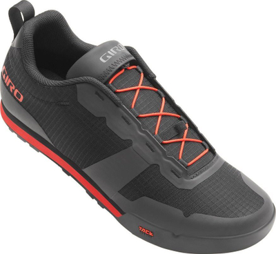Këpucë çiklizmi Giro Tracker Fastlace, me shollë Tack Rubber, për pedale të sheshta, ngjyrë e zezë