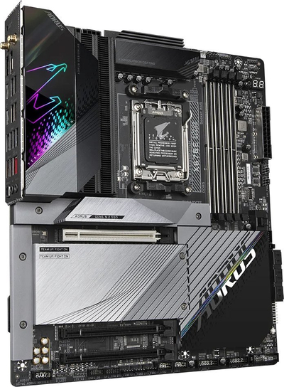 Pllakë amë Gigabyte X670E AORUS MASTER