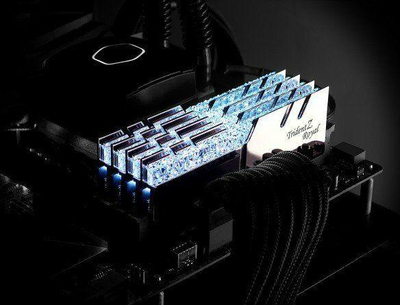 Memorie G.Skill Trident Z Royal, DDR4, 64 GB, 4400 MHz, CL19, F4-4400C19D-64GTRS