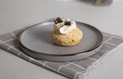 Pjatë ëmbëlsirash Domoletti Desert Plate, 19.6 cm, me pika kafe