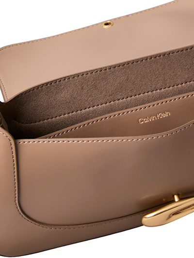 Çantë shpatulle Calvin Klein LV04F3337G, Handbag Hardware Brushed, bezhë