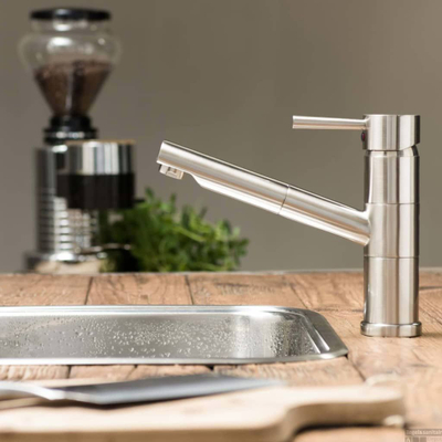 Rubinet kuzhine SCHÜTTE UNICORN, me dush tërheqës, pamje çelik inox, argjendt