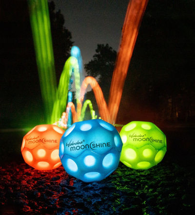 Топка играчка Вабоба Муншајн Light up Ball, со LED светла, висок одскок, многубојна