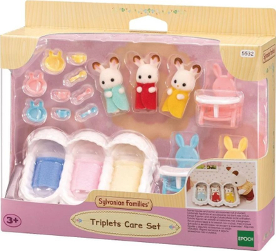 Set lodrash Sylvanian Families Triplets Care Set, me tripletë të vegjël Chocolate Rabbit, me gjëra për kujdes, shumëngjyrësh