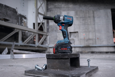 Ударен клуч на батерија Bosch Professional GDS 18V-750 C, 18V, 2x 5.0Ah, сина