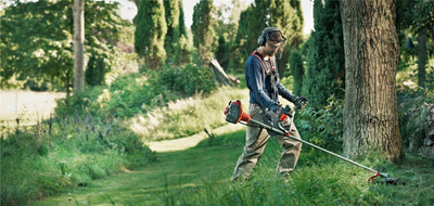 Mbrojtëse veshi Husqvarna 505665360 me plexi transparent, me bandë koke, ngjyrë e zezë