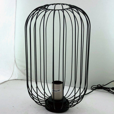Lampë dyshemeje H&amp;S Collection Tripod, metal, 102cm, e zezë