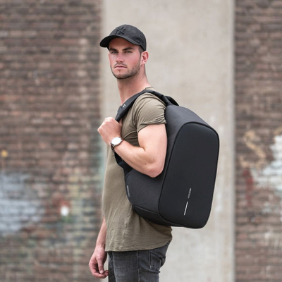Çantë shpine XD Design Bobby Hero XL, anti vjedhje, për laptop 17", e zezë