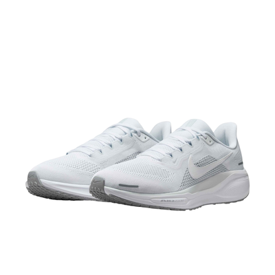 Atlete vrapimi Nike Pegasus 41 për burra, të bardha