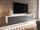 Komodë për TV Dlone 180 (180 x 30 x 33), Bardhë / Hirtë