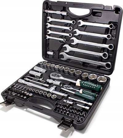 Set veglash Rockforce RF-4821-5, 82 copa, çelësa fija 1/4" dhe 1/2", valixhe plastike e zezë