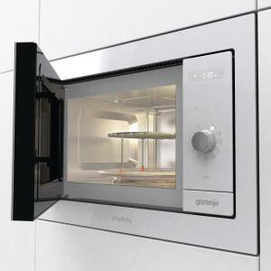 Furrë me mikrovalë e integruar Gorenje BM235G1SYW, 23L, 900W me grill 1200W, e bardhë
