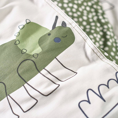 Set mbulesë jorgani Univers Decor Happy Dino, 140 x 200 cm, 100% pambuk, shumëngjyrësh