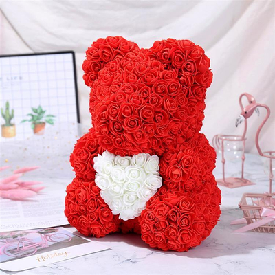 Ari dekorativ goca me trëndafila Roses Bear, 23 cm, trëndafila të kuq, zemër e bardhë
