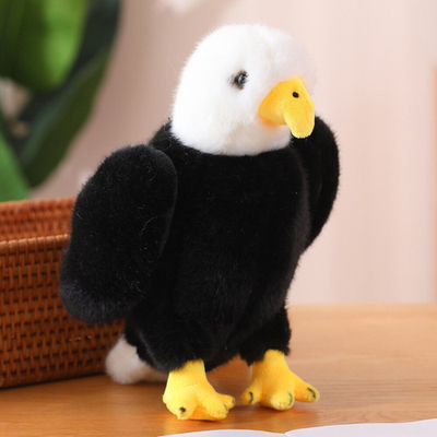 Lodër pelushi shqiponjë Lean Toys NEL 13951, 25cm, e zezë me të bardhë